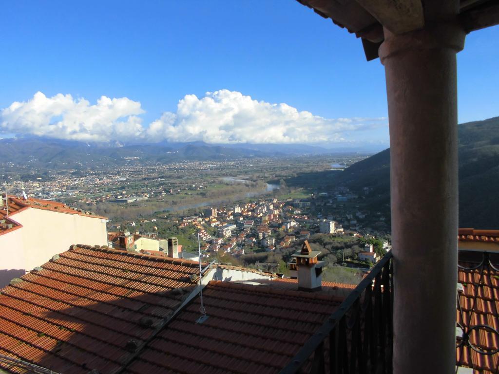 Sotto Il Castello Trebiano Exterior photo